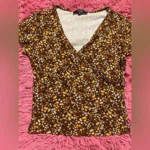 brown floral shirt 💐